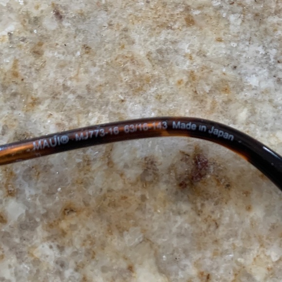 Maui Jim breezeway polarized sunglasses